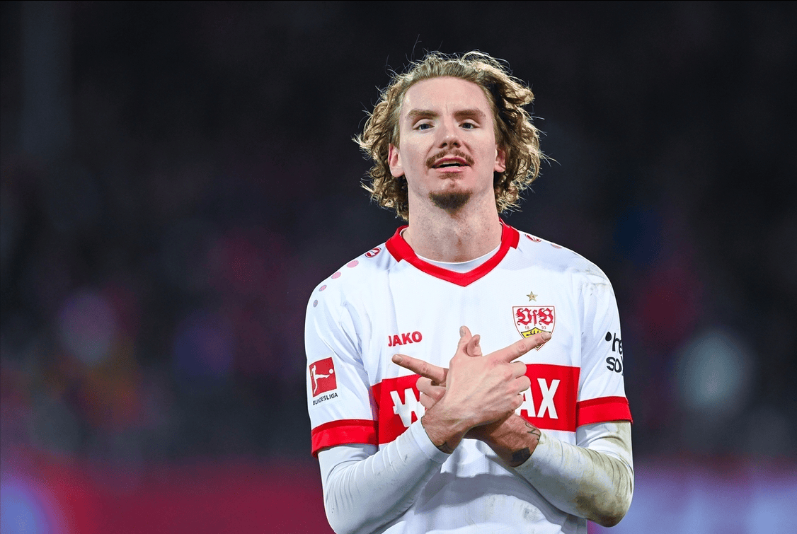 芒果官网入口 -今晚阿贾克斯调整名单以备德甲，遗憾出局环节打磨，媒体盛赞，轮换策略成焦点的简单介绍