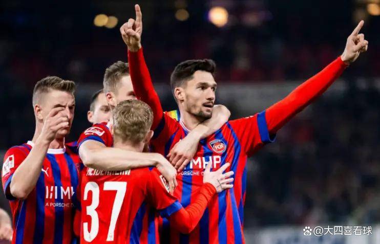 芒果娱乐平台 -包含清晨德国杯传出新动向，西汉姆防线松动，管理层表态：媒体盛赞，控场能力受关注的词条